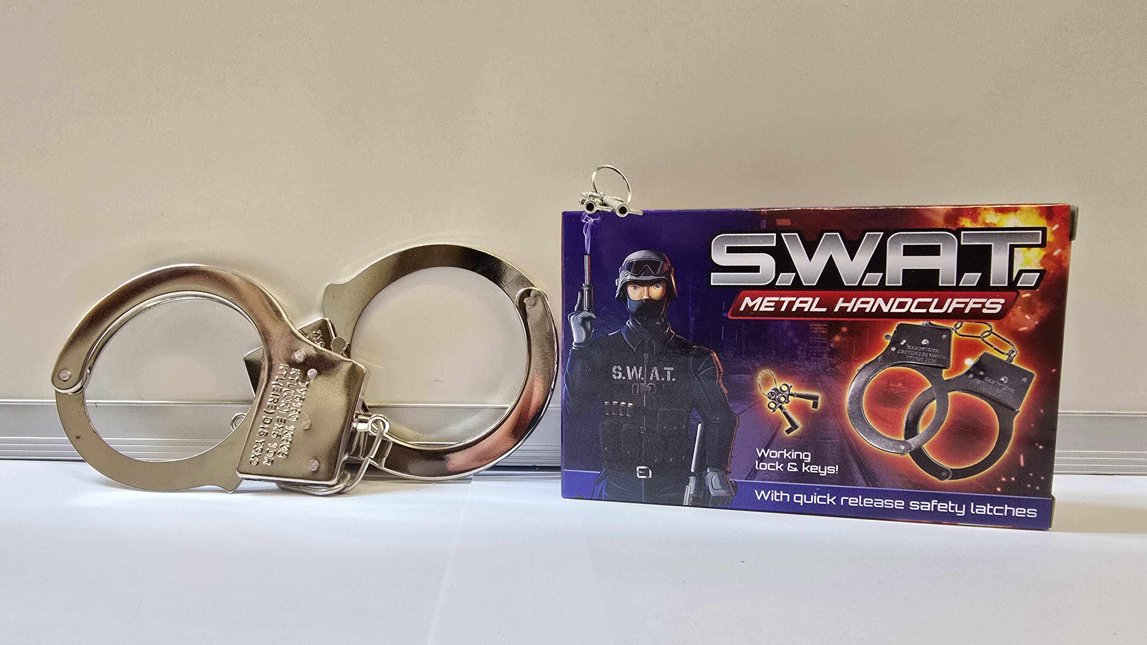 Swat Metal Handcuffs with keys