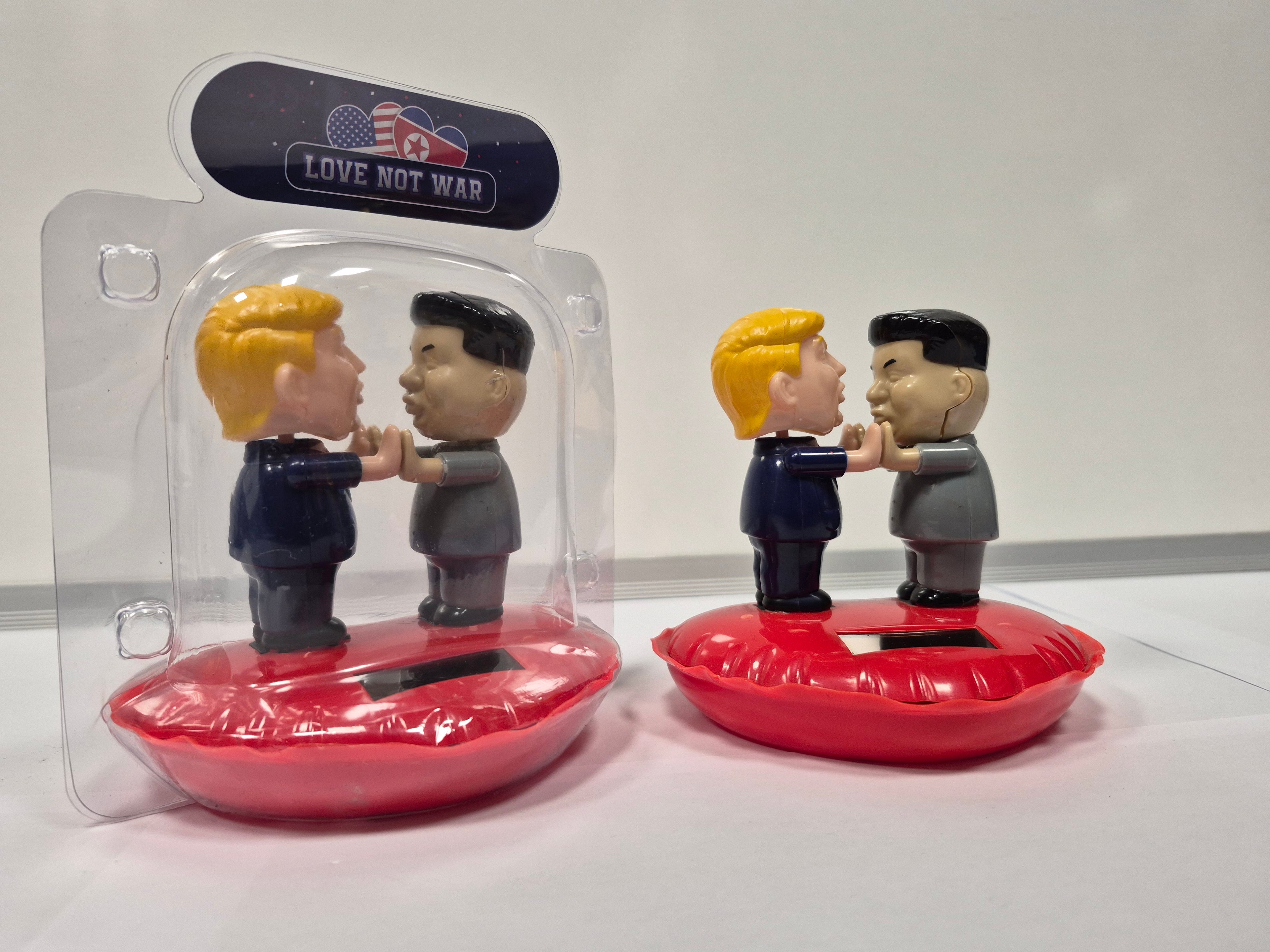 Make Love Not War - Solar Pal