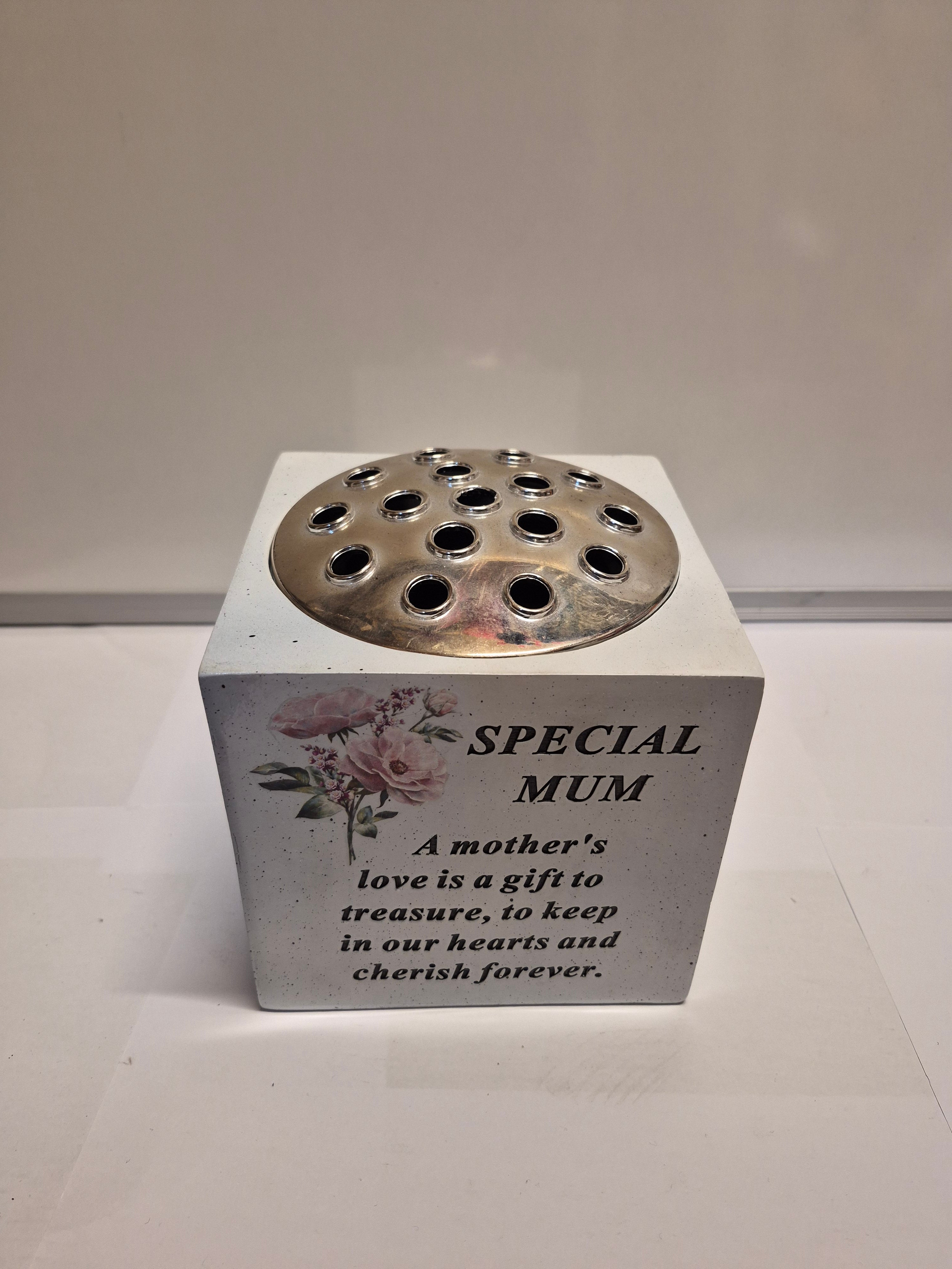 Mum Memorial Rose Bowl